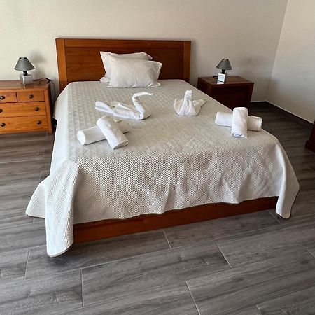 Casa A 2 Minutos A Pe De Piscina Natural Понта-Делгада Экстерьер фото