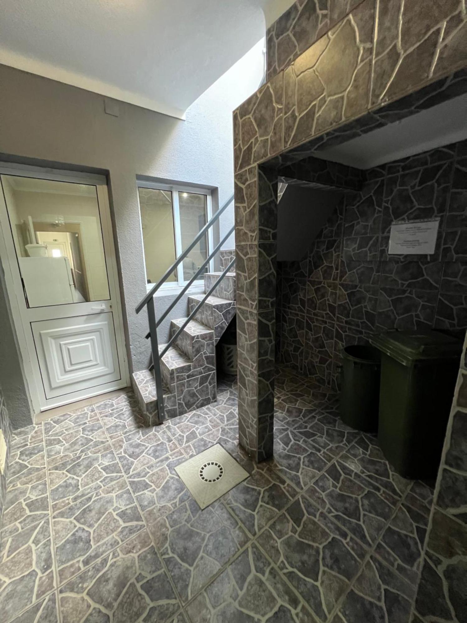 Casa A 2 Minutos A Pe De Piscina Natural Понта-Делгада Экстерьер фото